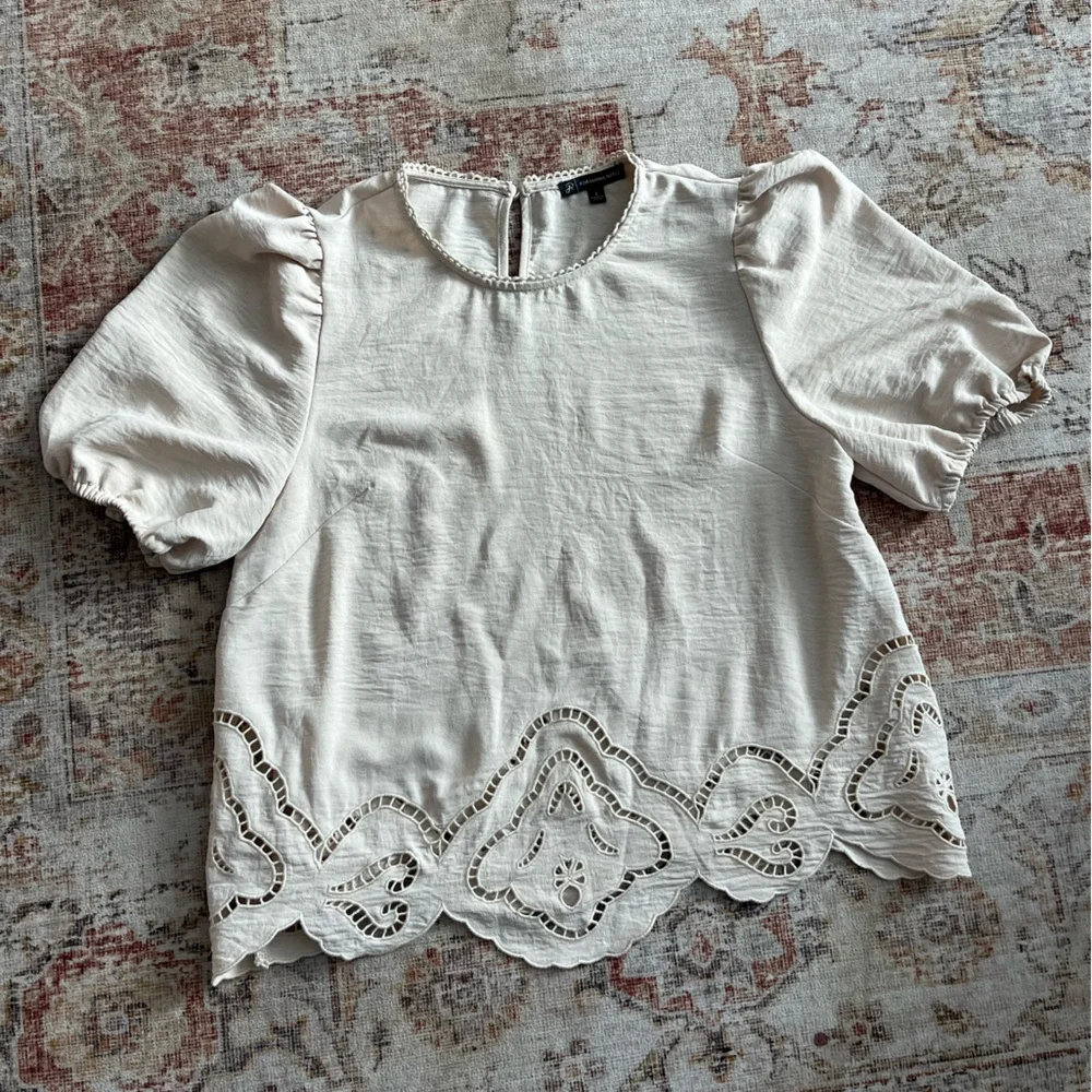 Adrianna Papell Cream Puff Sleeve Top - Picture 3 of 6